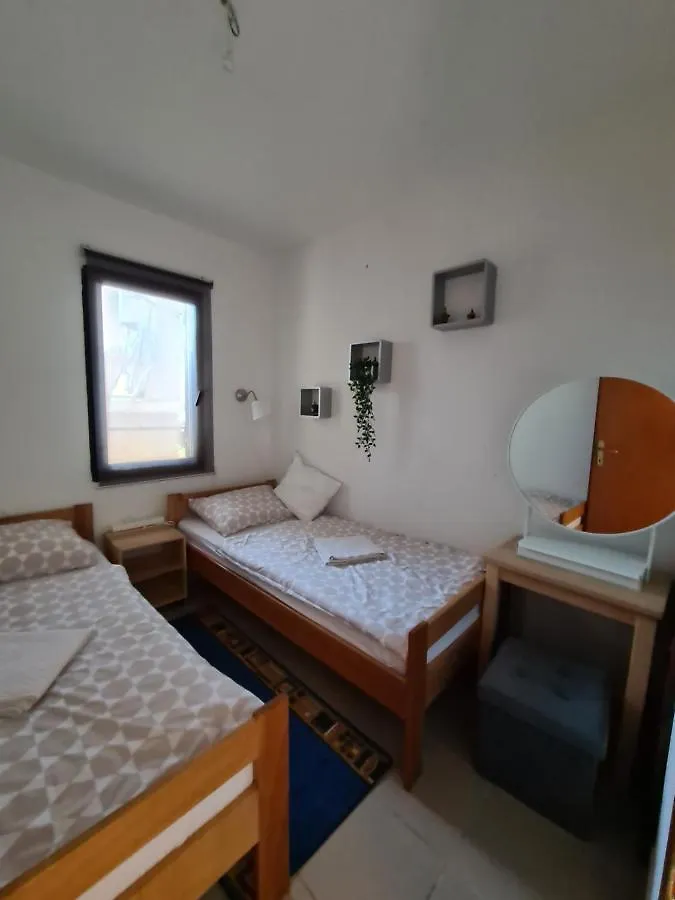 Apartmani Bellevue Vir
